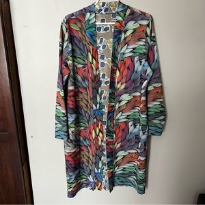 Lizzy & Coco Reversible Open Long Cardigan Size
Large Color burst and floral